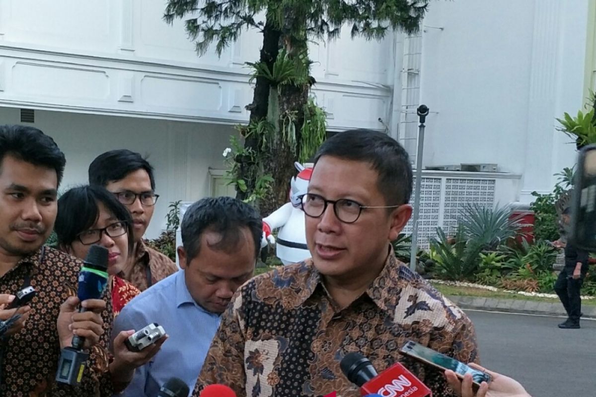 Ajakan menteri agama agar semua menahan diri terkait pembakaran bendera