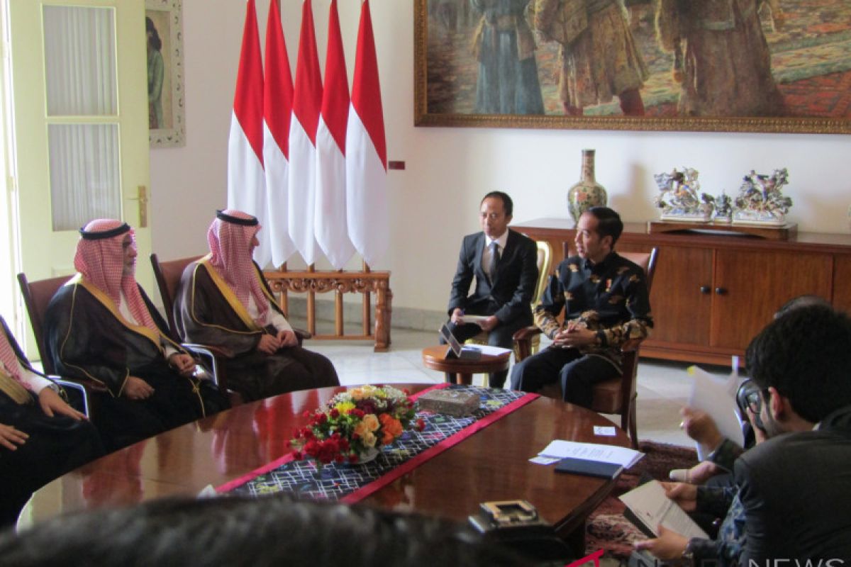 Jokowi Singgung Khashoggi Saat Bertemu Menlu Arab Saudi