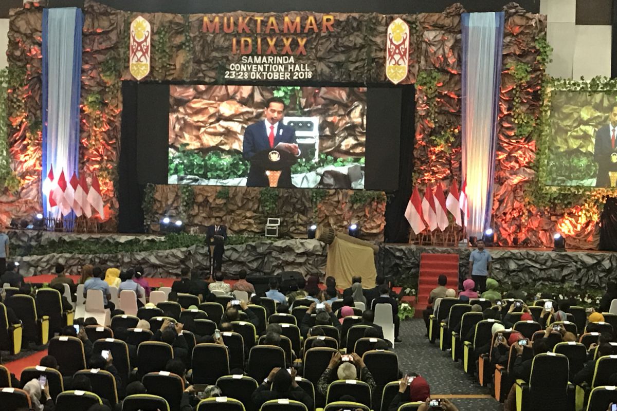 President Jokowi supports changes in medical world