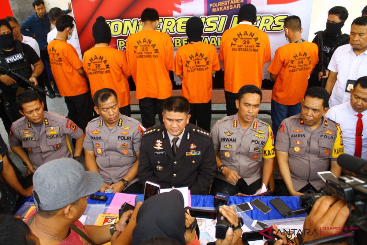 Polrestabes Makassar buru tujuh sindikat joki CPNS