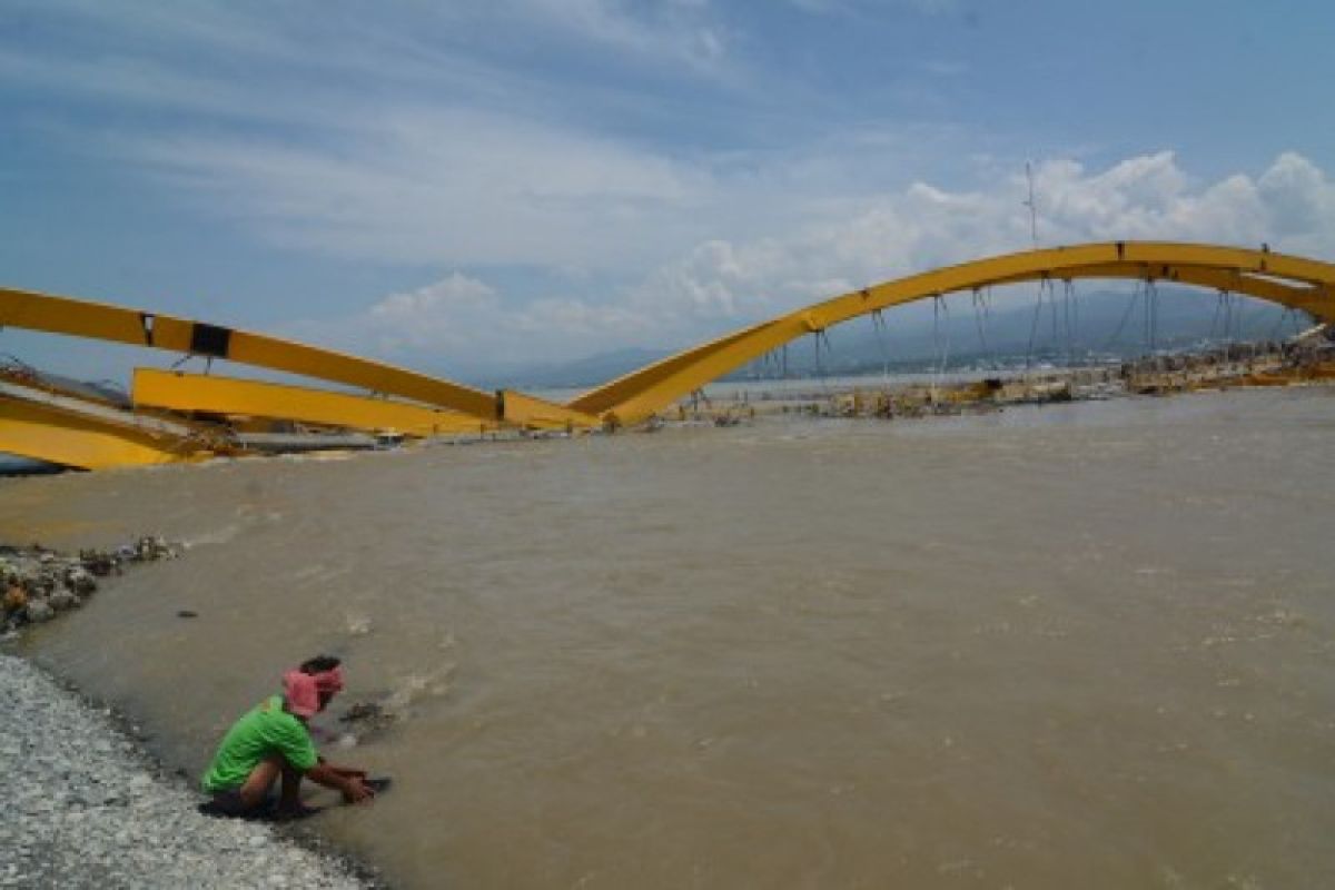 Jembatan kuning Palu akan direkonstruksi