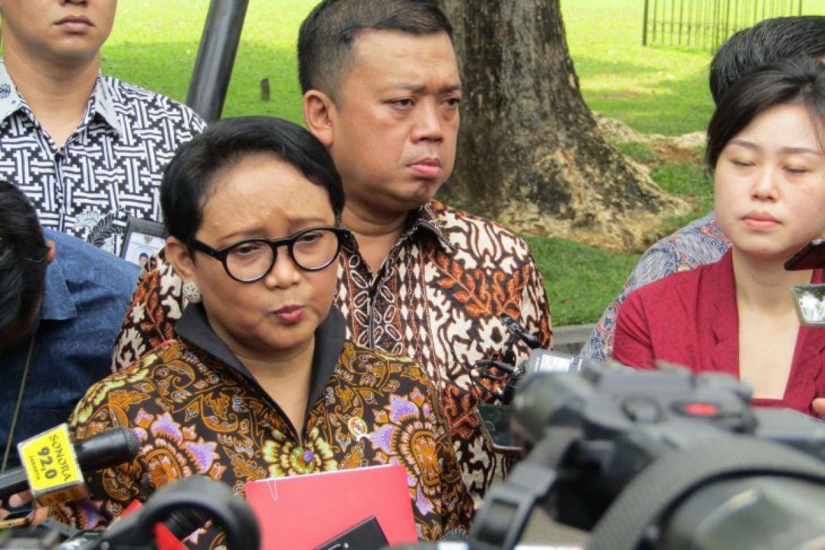 Menlu: Presiden Jokowi-Deputi PM Malaysia bahas TKI hingga sawit