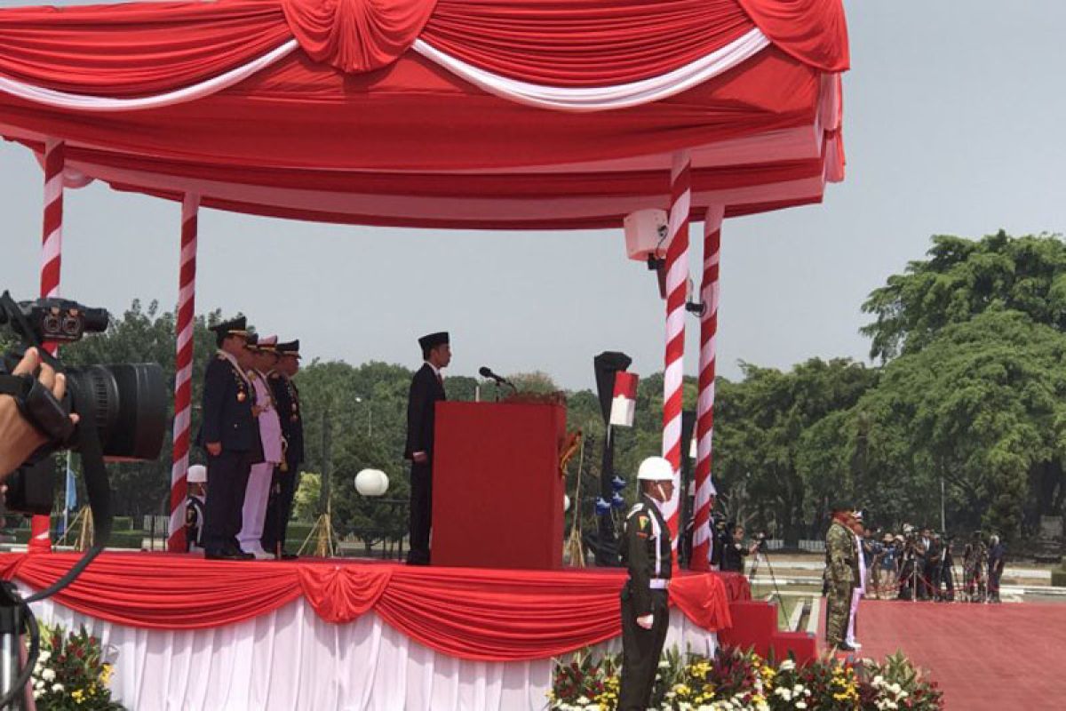 Presiden pimpin upacara HUT TNI