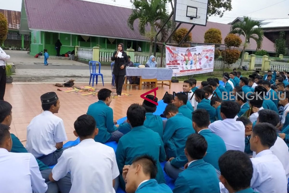 KPU gencarkan sosialisasi Pemilu di kalangan 