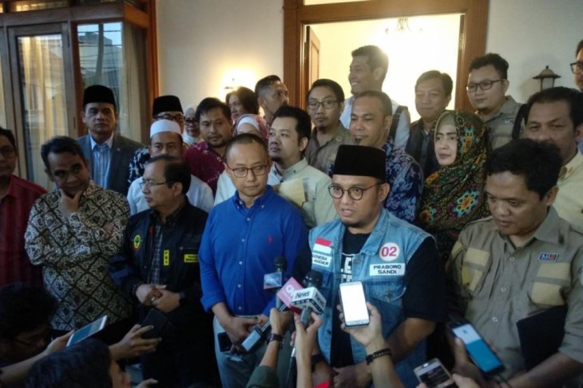 Koalisi Prabowo-Sandiaga siapkan 300 advokat dampingi Amien Rais