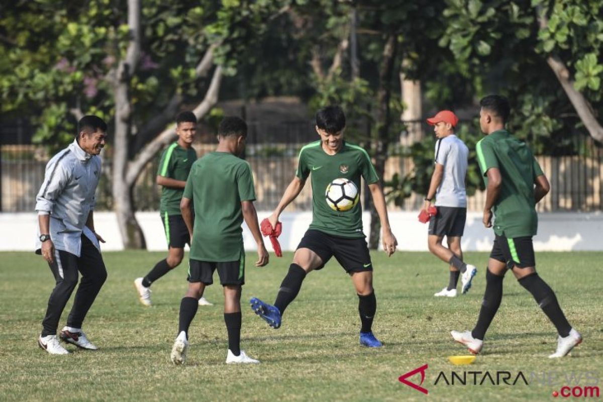 Pemain timnas U-19 pemulihan fisik dan mental dengan berenang