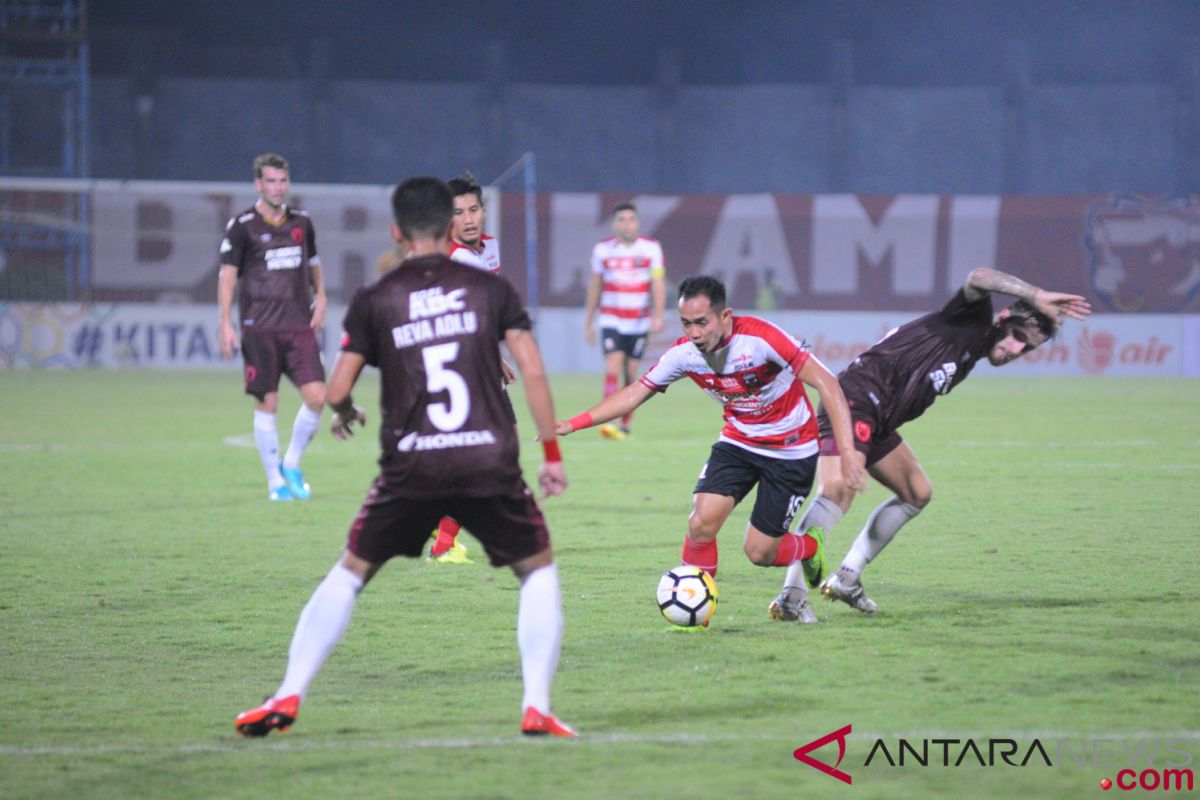 Madura Taklukkan PSM Makassar 3-0