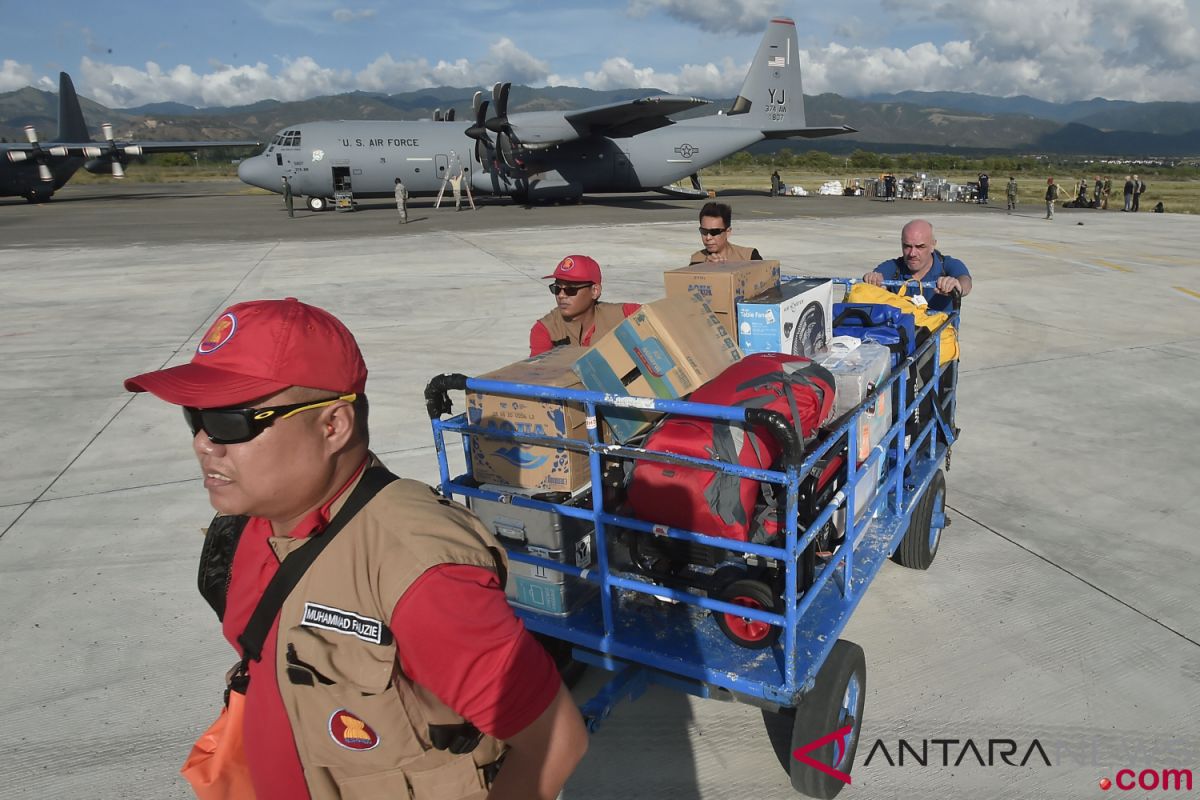 Angkatan udara RI-AS berlatih keterampilan tanggap bencana