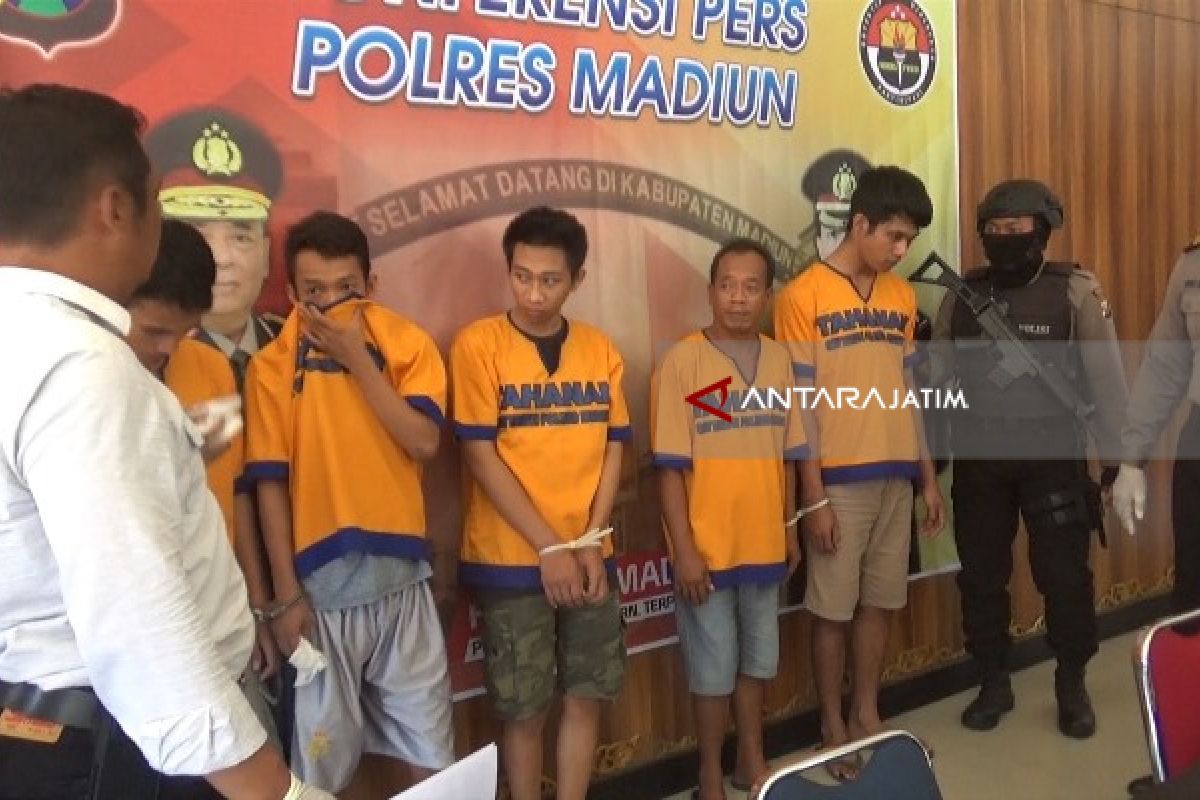 Polres Madiun Tangkap Kurir dan Pengguna Sabu-Sabu (Video)