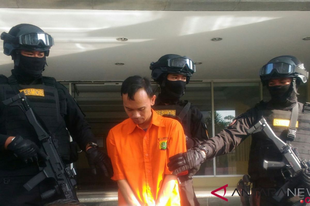 Penipu berkedok supir Kapolri dibekuk