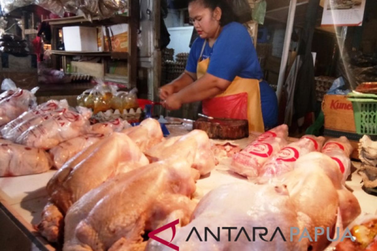 Daging ayam lokal lebih mahal dari pasokan luar Papua