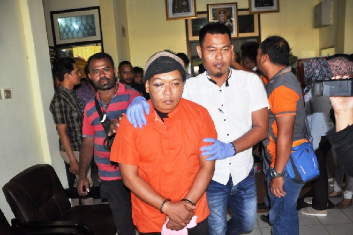 Polisi Merauke tangkap sepasang "kekasih gelap" penganiaya Aiptu Ramin
