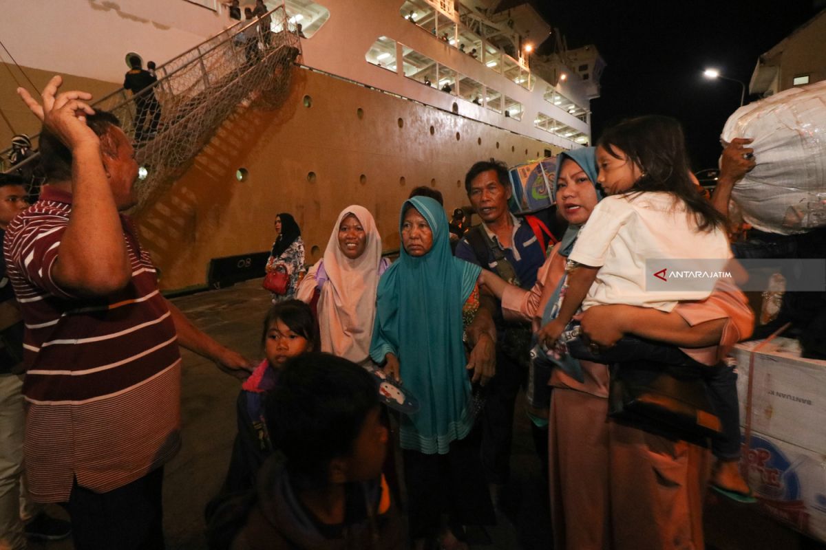 Pemprov Jatim Tanggung Biaya Kepulangan Pengungsi Palu