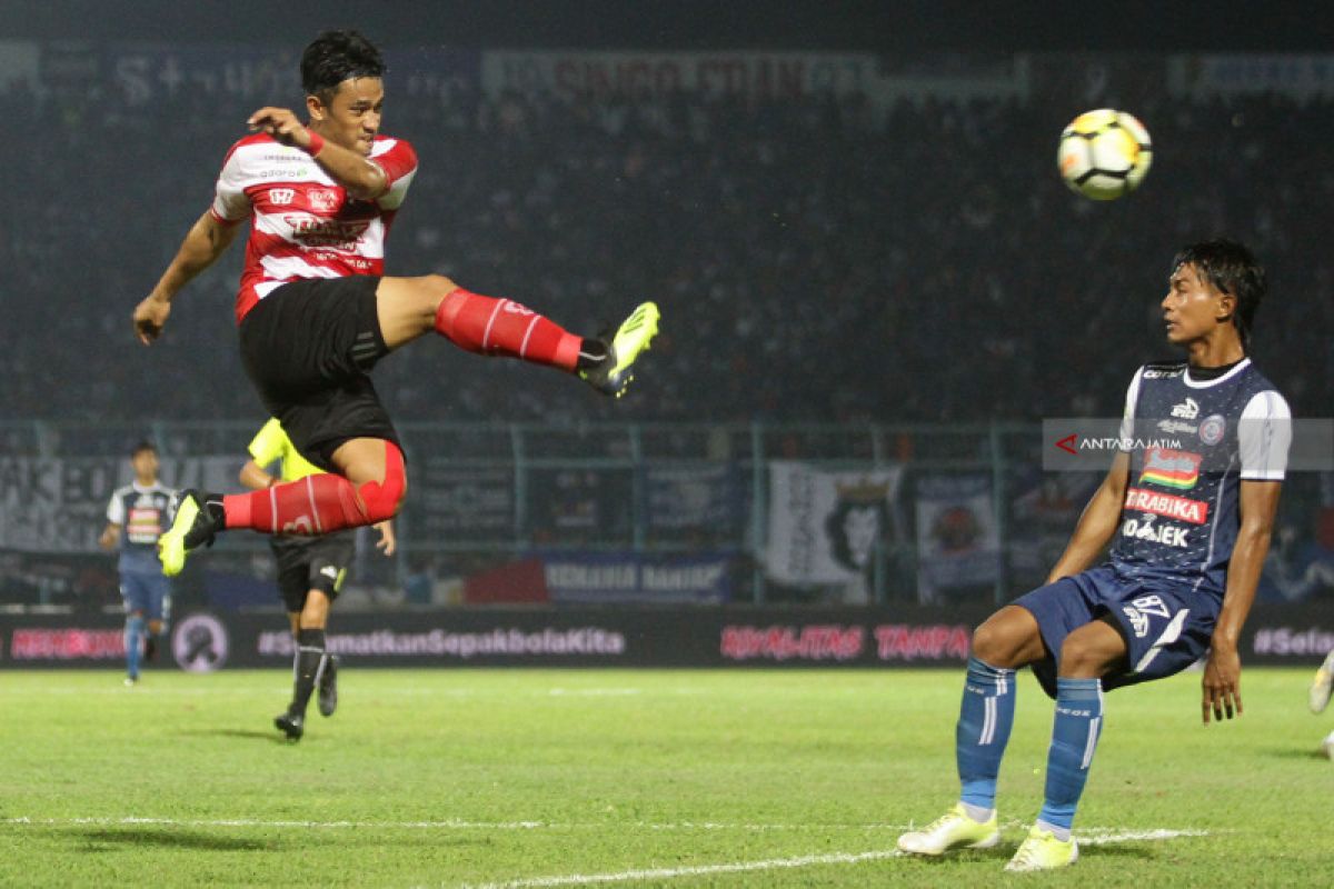 Madura Jamu Cilegon United di Stadion Pamekasan