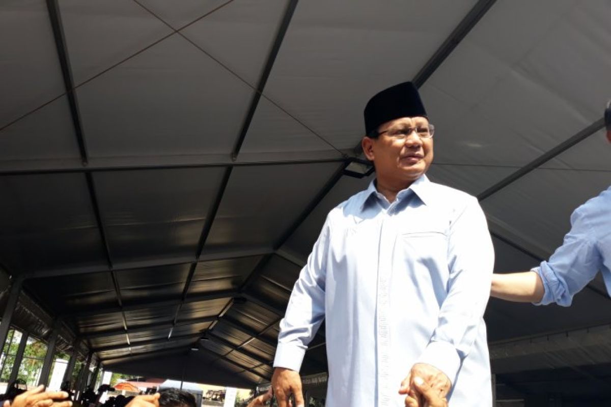 Prabowo Subianto enggan tanggapi hasil survei LSI