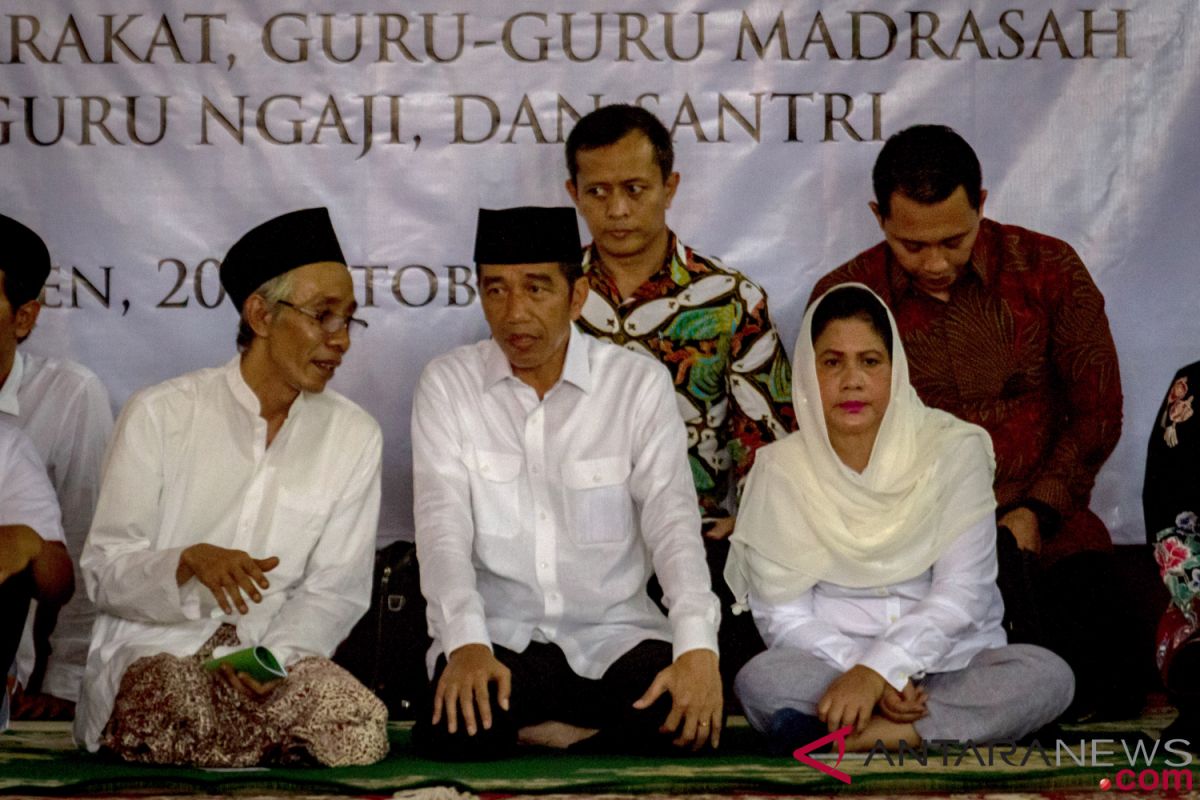 President Jokowi surprised by several hoaxes despite strict legal action
