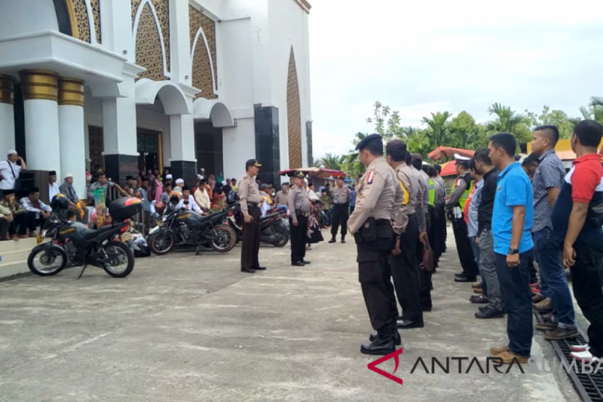 Polres Padang Pariaman kerahkan 75 personel amankan tradisi 'basapa'