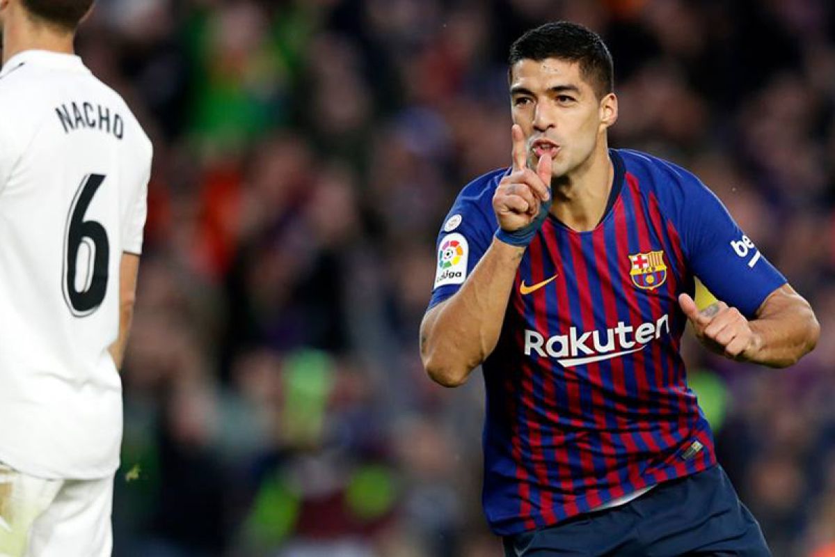 Barca menang telak 5-1 di El Clasico, Suarez hattrick