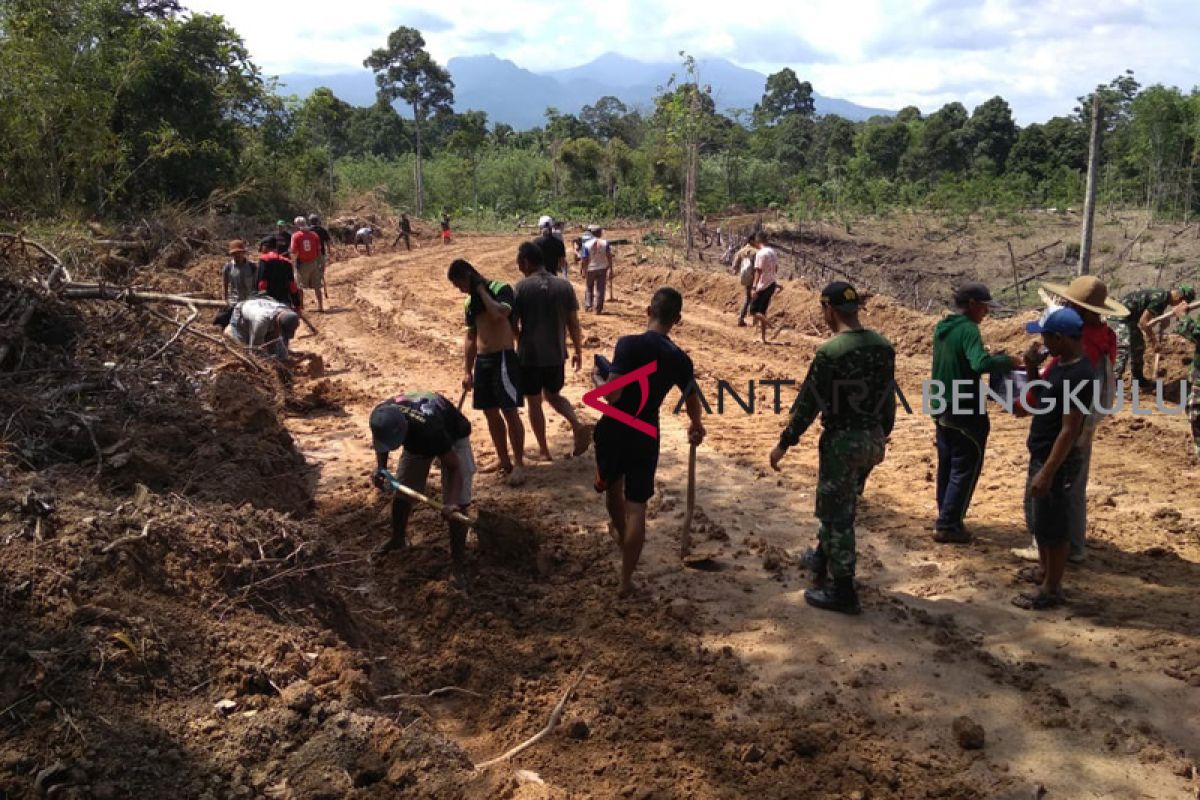 Pembukaan jalan TMMD capai 3.595 meter