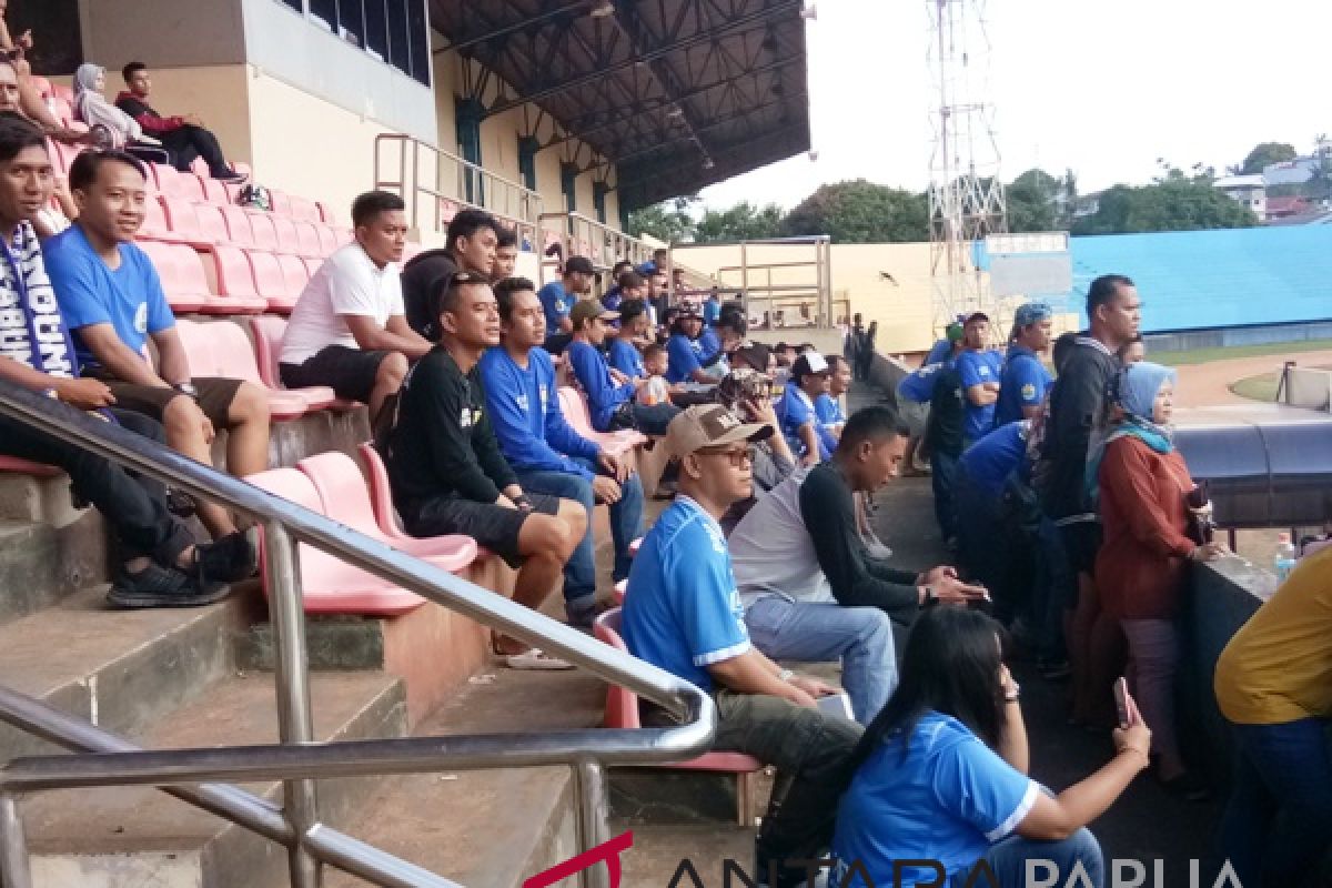 Viking Papua gelar nonton bareng laga Persib vs Persipura