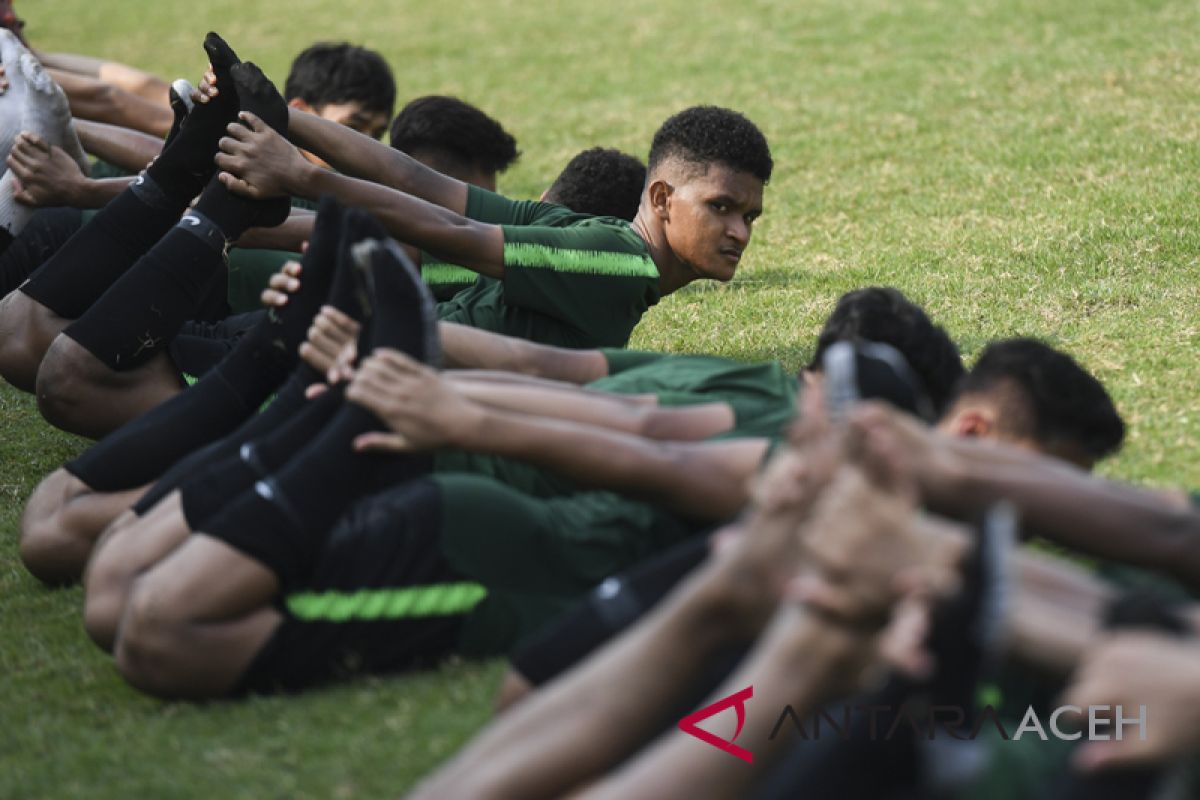 Pemain Timnas U-19 pemulihan fisik-mental dengan berenang