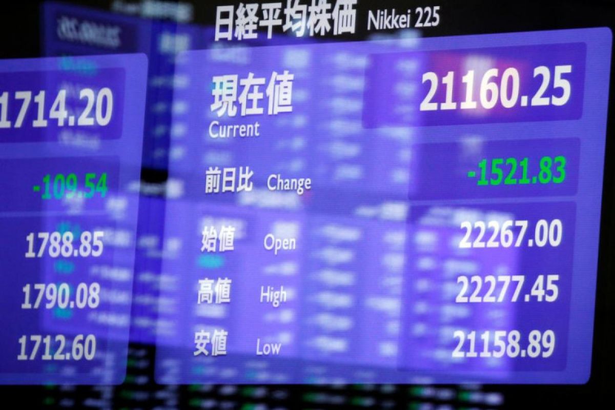 Saham Tokyo ditutup merosot, tertekan yen naik dan kekhawatiran laba