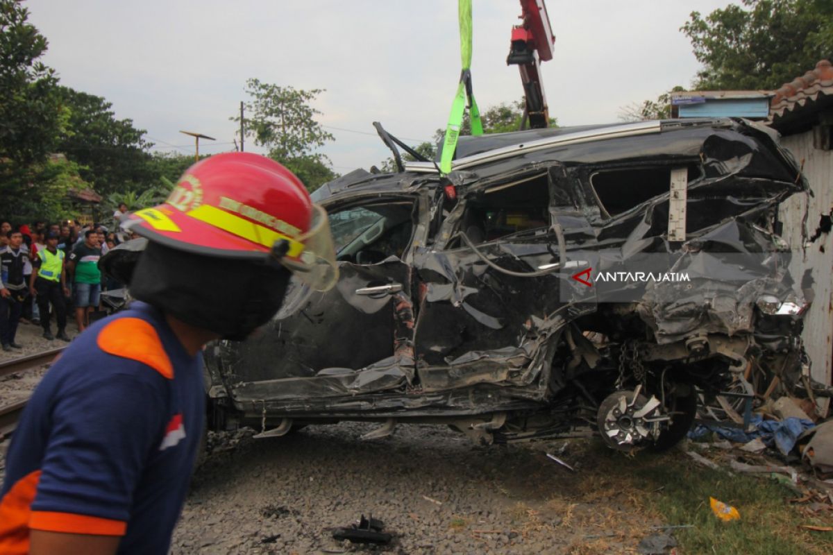 Jangan Ada Lagi Kecelakaan di Perlintasan KA