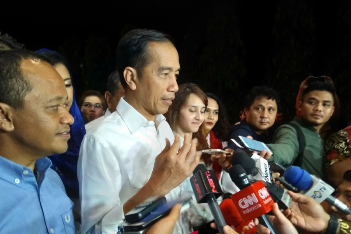 News Focus - Jokowi`s messages to public and his men