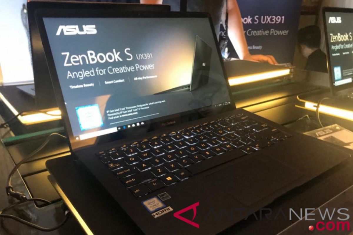 Pelemahan rupiah tak pengaruhi penjualan laptop Asus