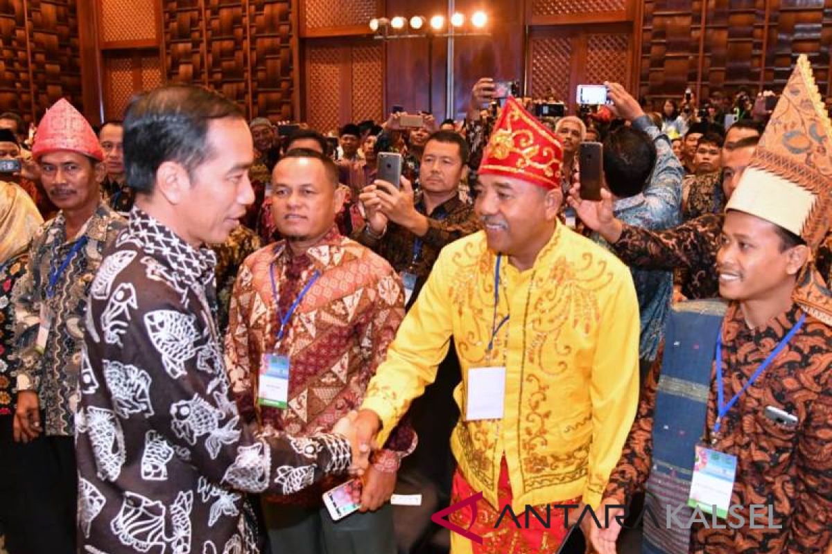 Jokowi: Sektor kelapa Sawit membanggakan jadikan Indonesia produsen terbesar dunia