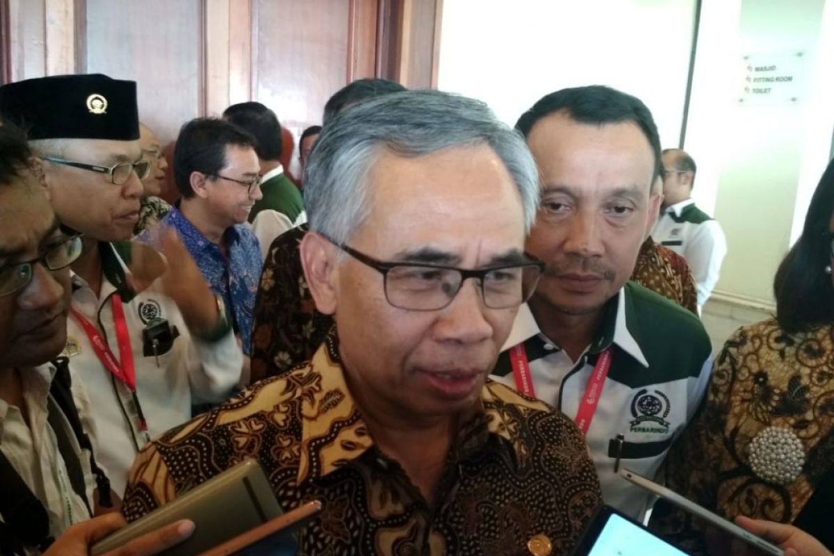 OJK Imbau BPR Waspadai Gempuran Fintech