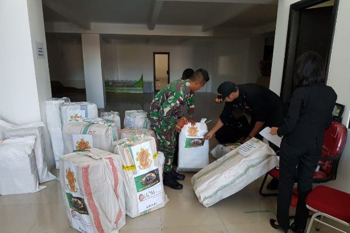 Yonif 501 Kostrad salurkan bantuan untuk korban gempa Sulteng