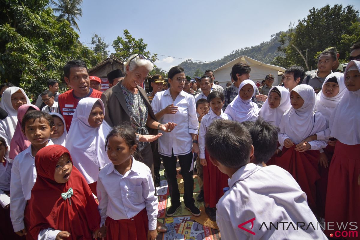 Christine Ajak Negara IMF-WB Bantu Lombok-Sulteng