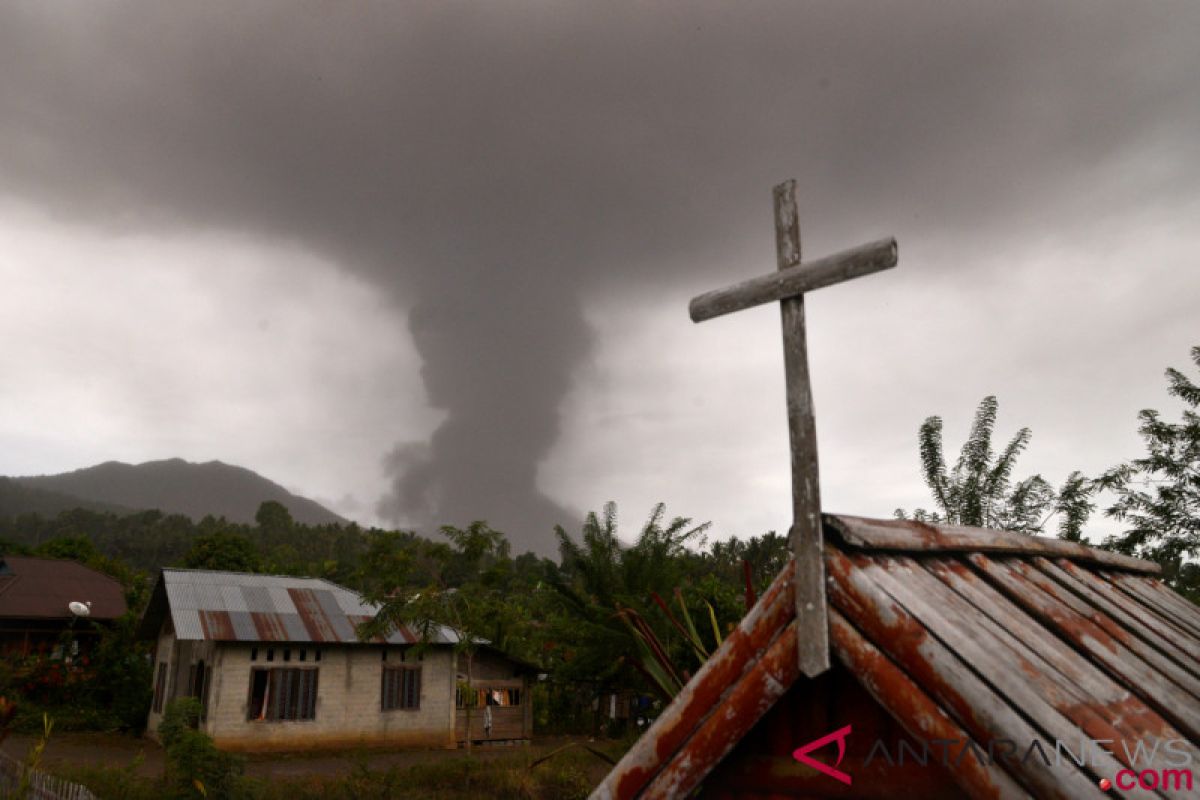 Minahasa Tenggara siaga antisipasi dampak erupsi Soputan