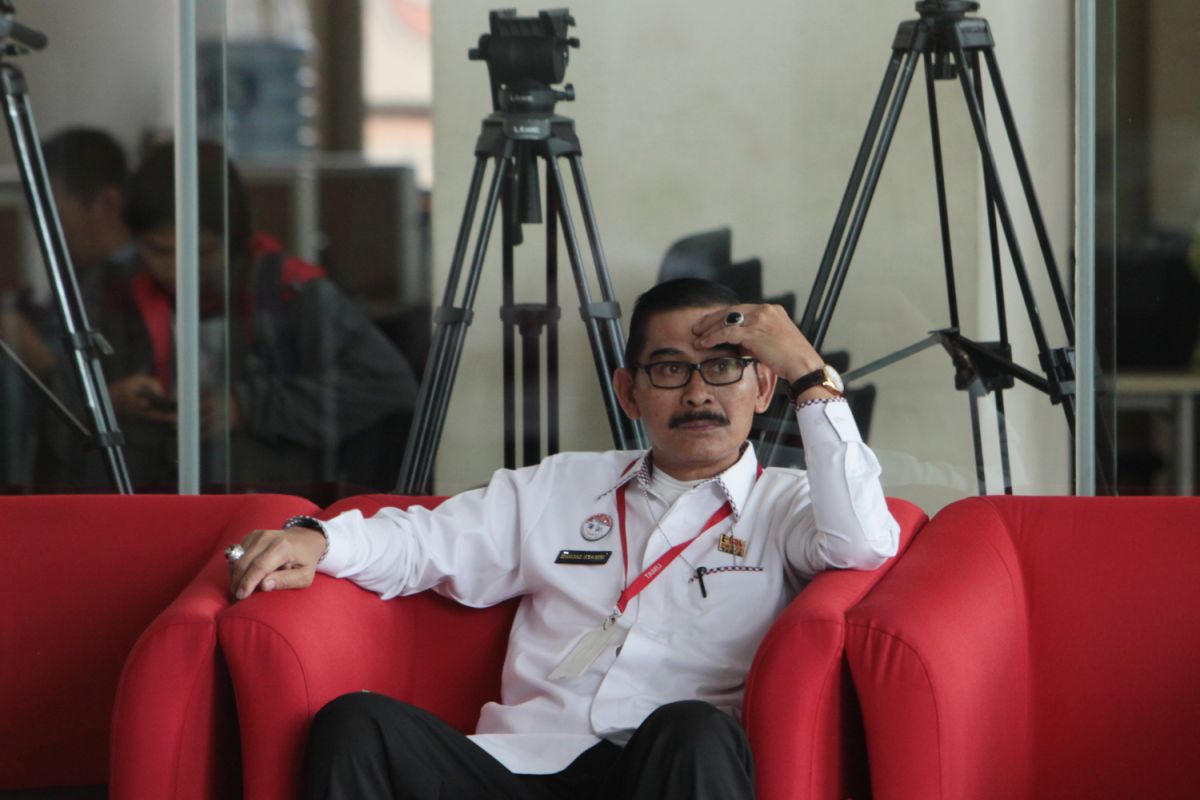 KPK questions head of Soetta Airport Immigration Office