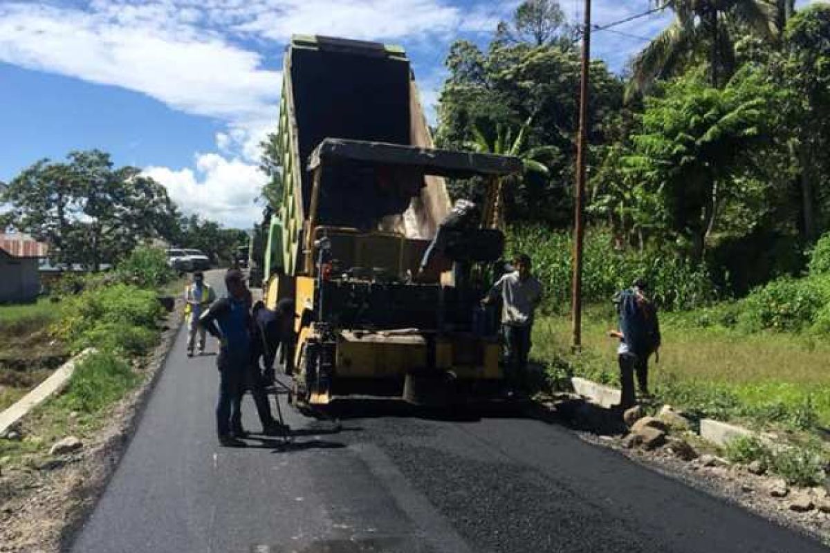 Ruas jalan Tomok - Lontung dihotmix