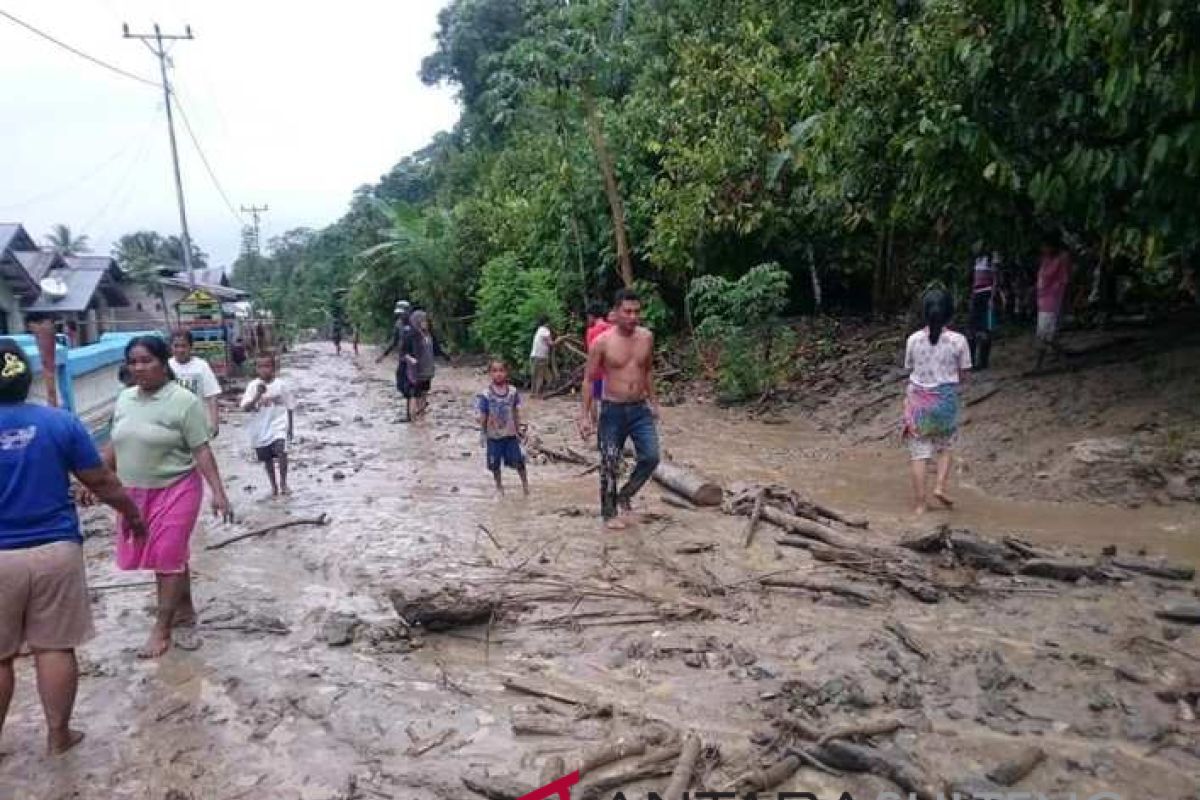 Puluhan rumah di Curup terendam banjir