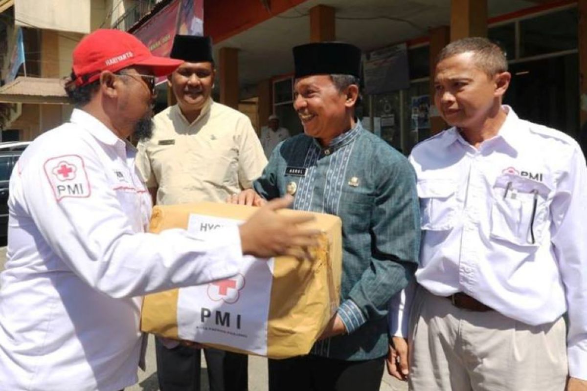 Padang Panjang salurkan bantuan untuk Pasaman Barat