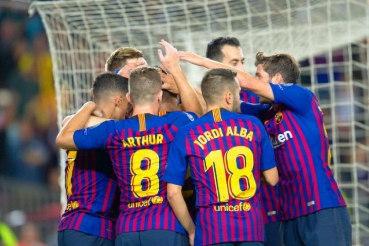 Hasil dan klasemen Liga Champions Grup B, Barca kokoh di puncak