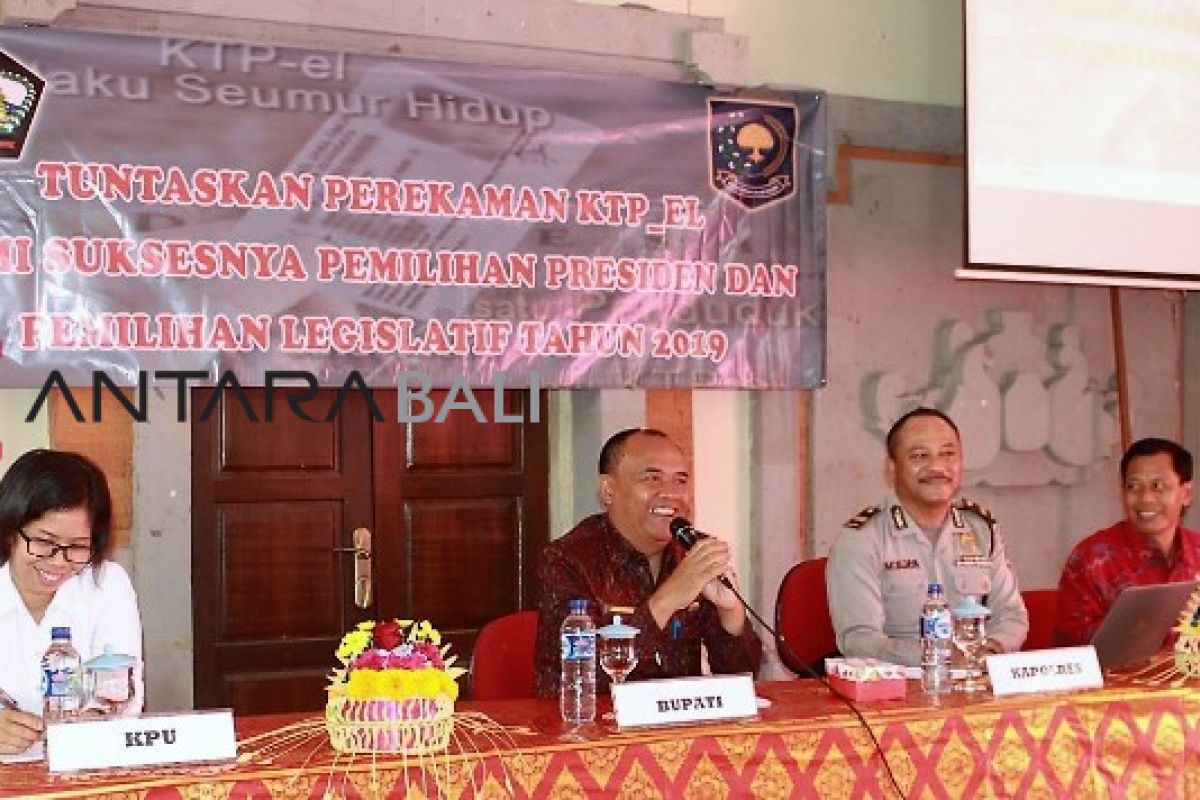 Bupati Bangli: usia 23 tahun tak punya E-KTP, dianggap meninggal