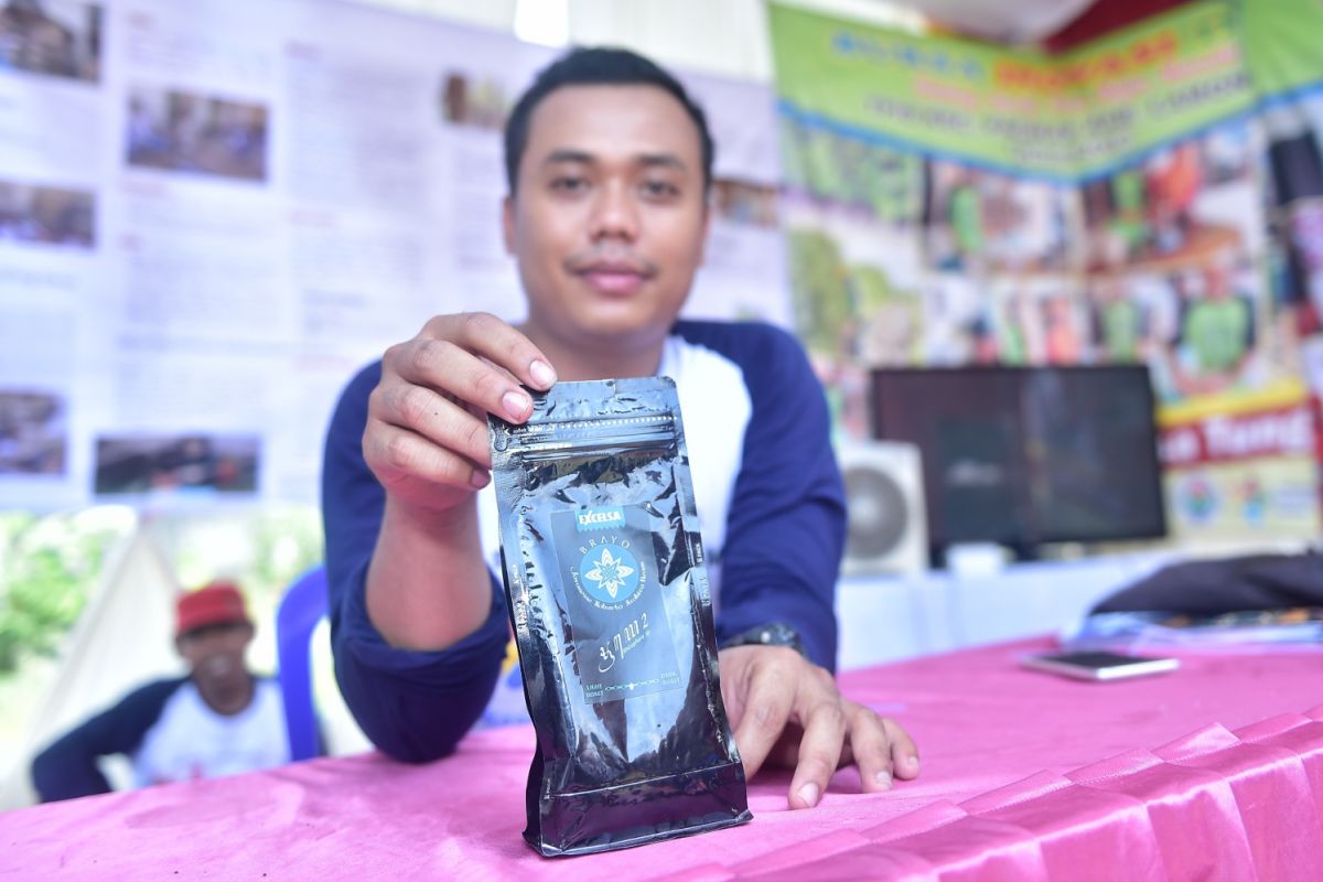 Lamongan Kembangkan Produk Kopi Mangrove