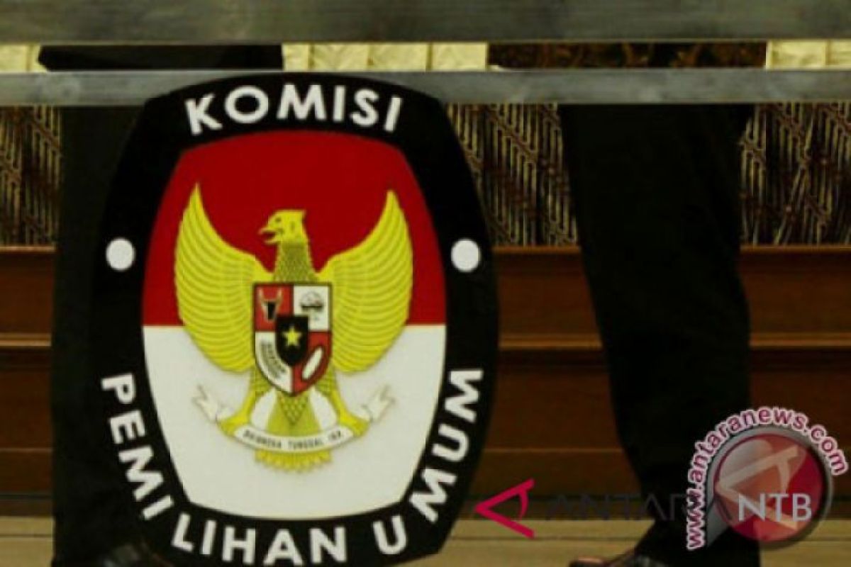KPU Kota Mataram libatkan mahasiswa dalam pelipatan surat suara