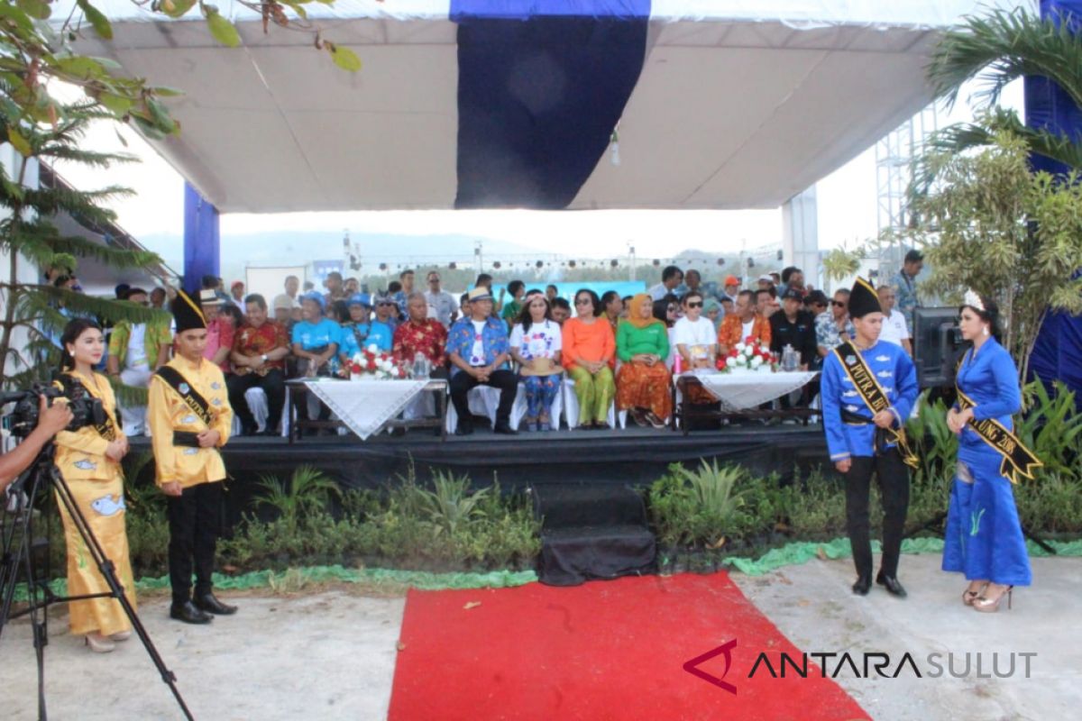 Mendongkrak kunjungan melalui Festival Pesona Selat Lembeh