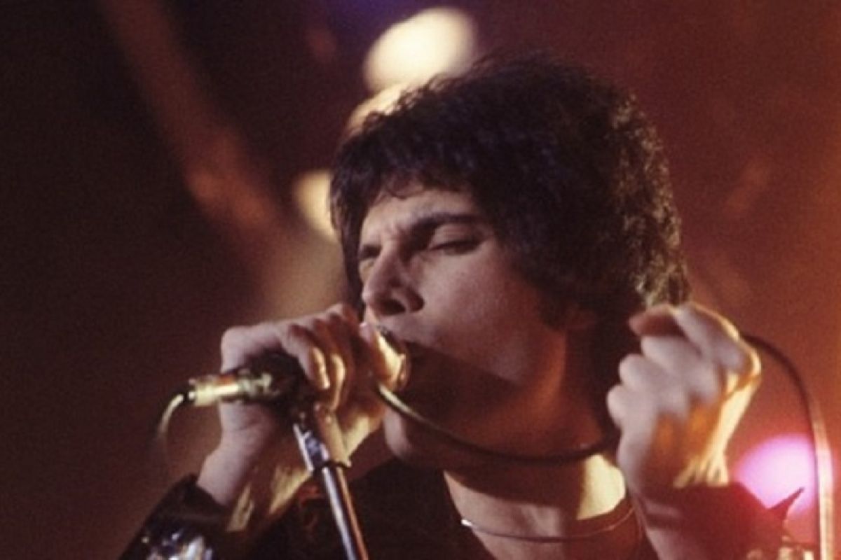 Tina Toon sebut vokalis grup Queen Freddie Mercury sosok jenius