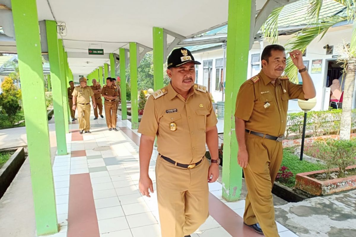 Wabup Sarolangun tinjau proyek rumah sakit