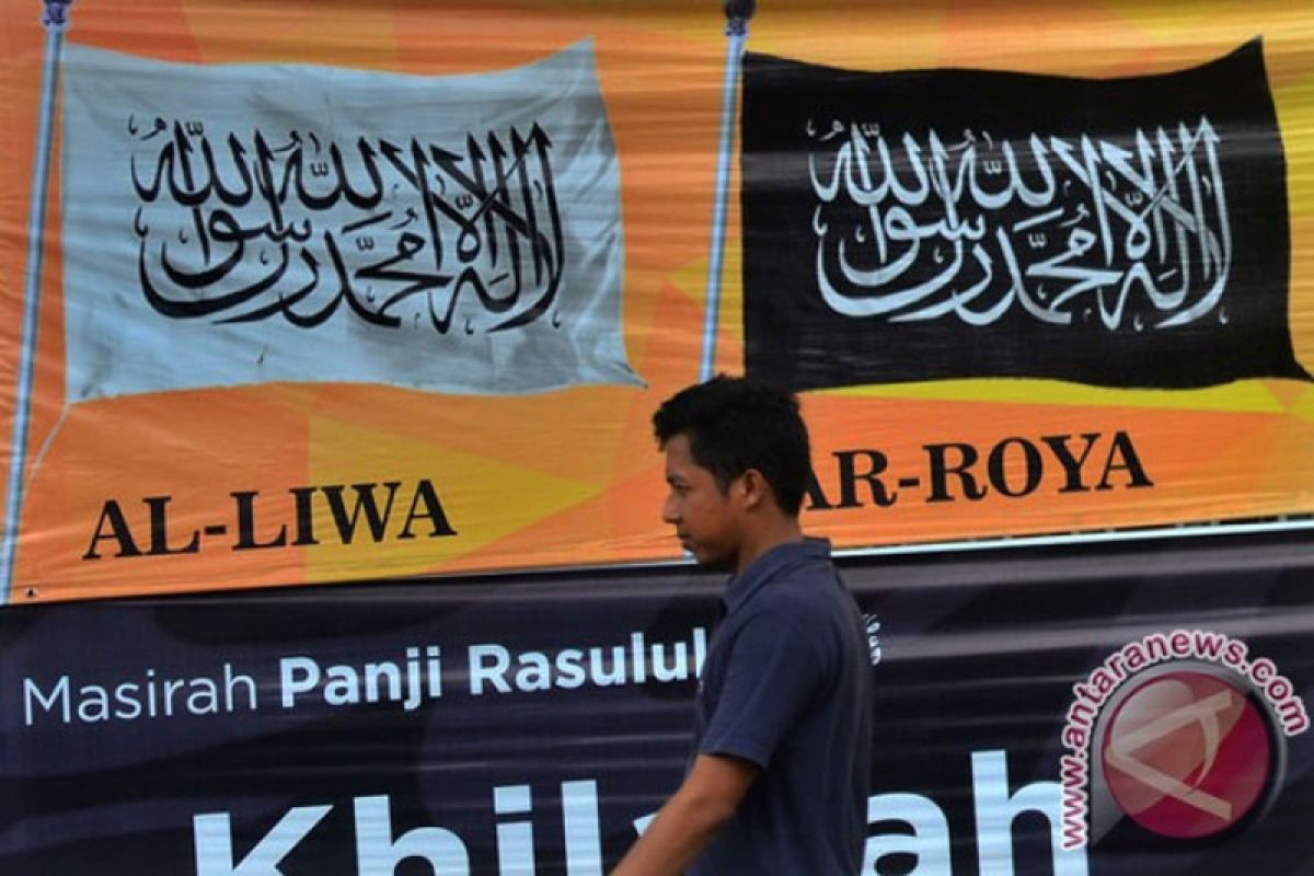 Motif pengibaran bendera HTI karena suka