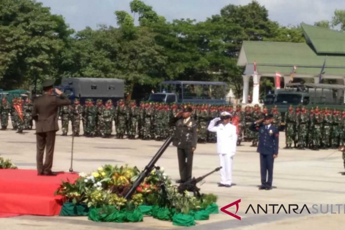 Atraksi penyanderaan pejabat semarakan HUT ke-73 TNI