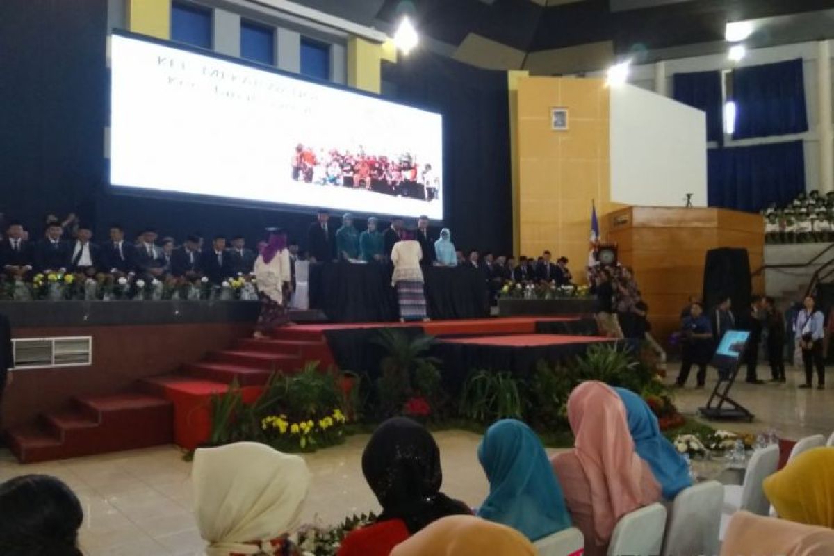 Di Bogor, 2.040 lulusan Sekolah Ibu diwisuda