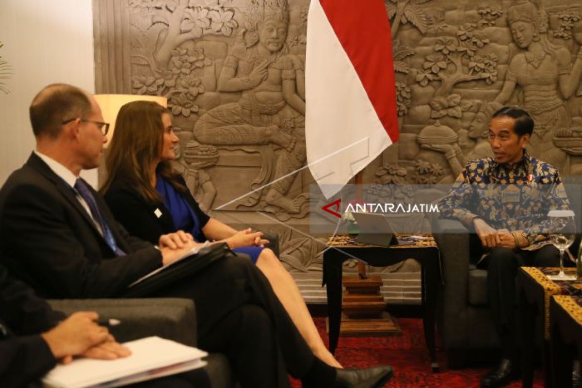 Jokowi Meets With Melinda Gates
