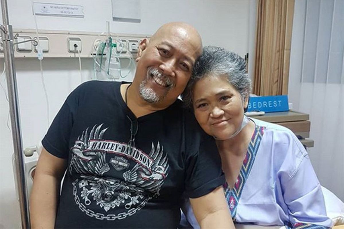 Mieke Amalia turut ucapkan selamat tinggal untuk istri Indro Warkop